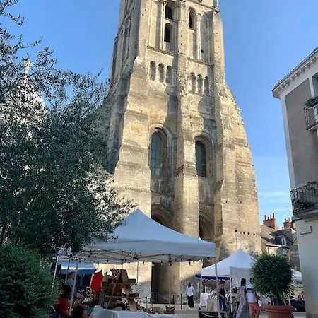 Tours : Appartement Au Coeur Du Vieux Tours Buitenkant foto