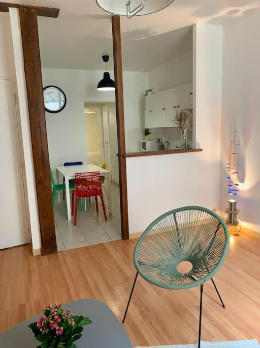 : Au Coeur Du Vieux Apartment